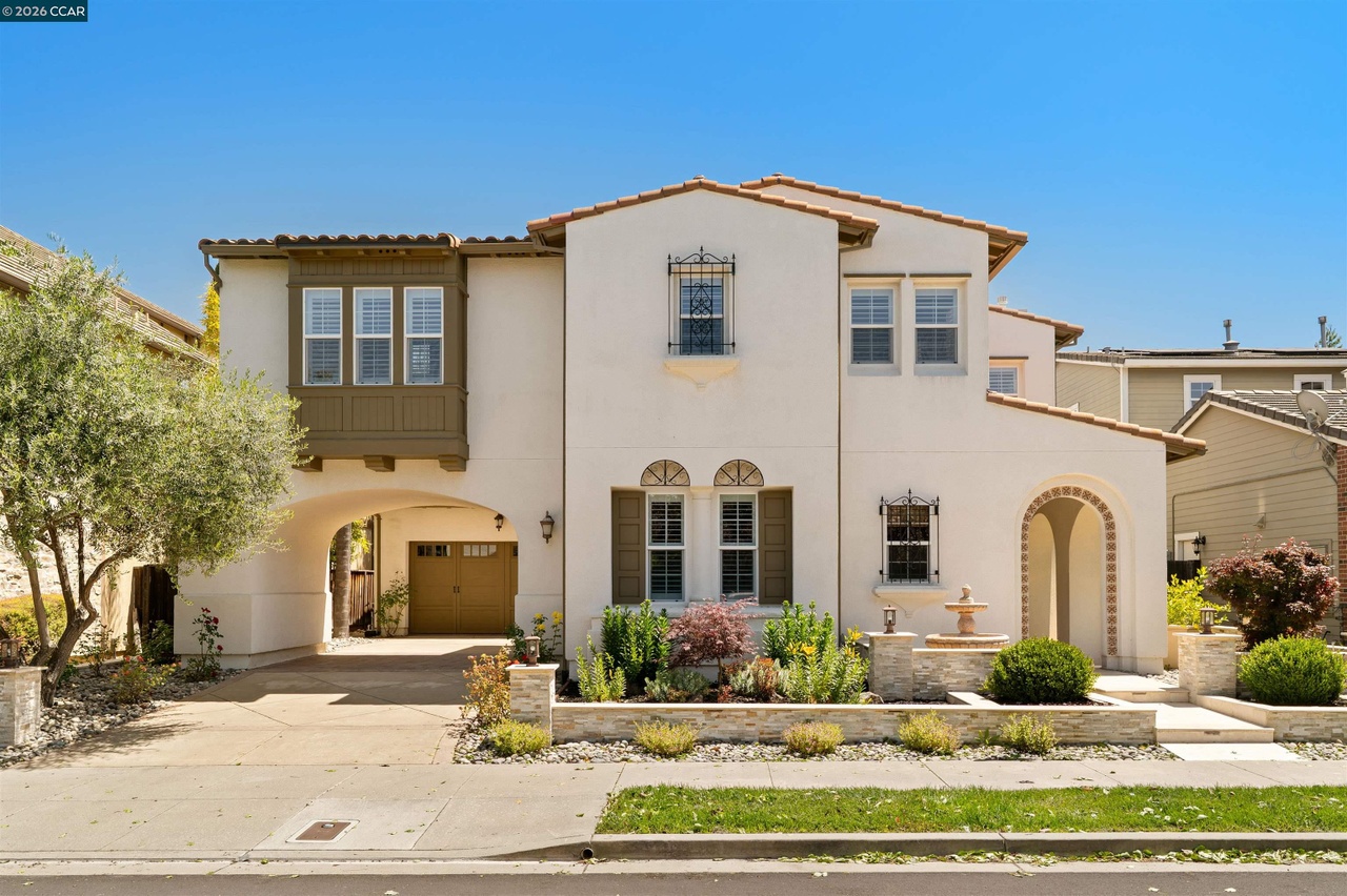 A $2.699M Asking Price. A $2.25M Purchase.